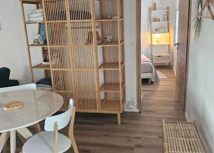 Appartement Dans Les Airs, Avec Parking *